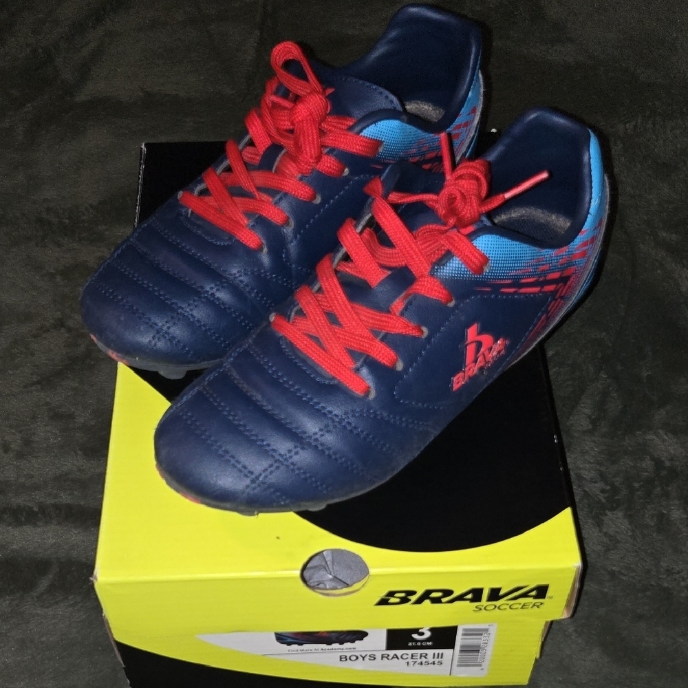 Brava Boys Soccer Cleats - Blue and Red